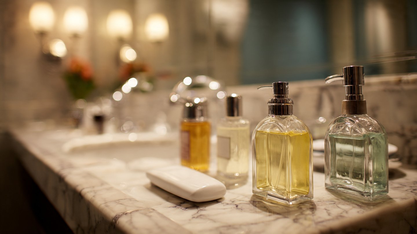 No air freshener needed : How hotels keep their bathrooms smelling fresh all the time